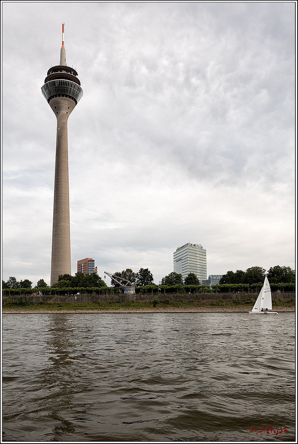 100 Jahre Rheinwoche 2022 - 2. Wettfahrt  Hitdorf - Duesseldorf, 03.06.2022,